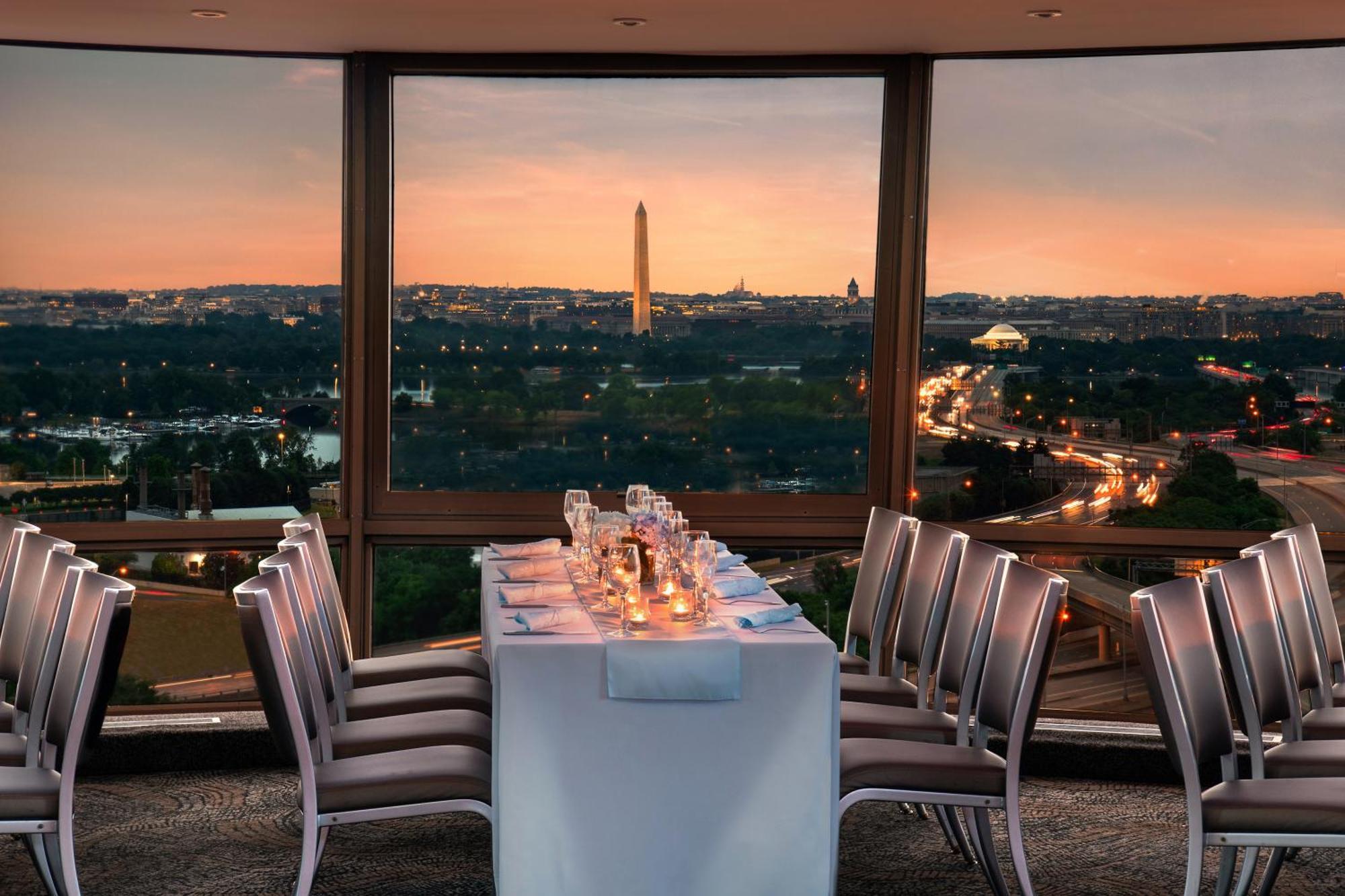 Doubletree By Hilton Washington Dc - Crystal City Hotel Arlington Exterior photo